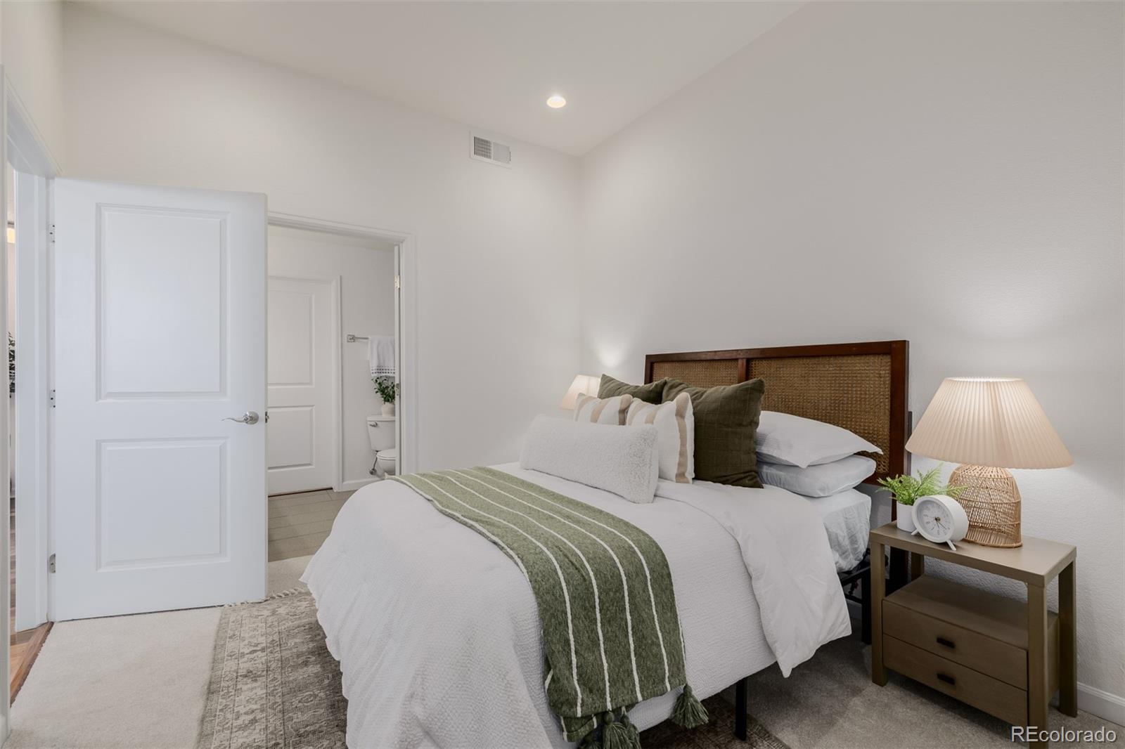 MLS Image #24 for 8165 e lowry boulevard 209,denver, Colorado