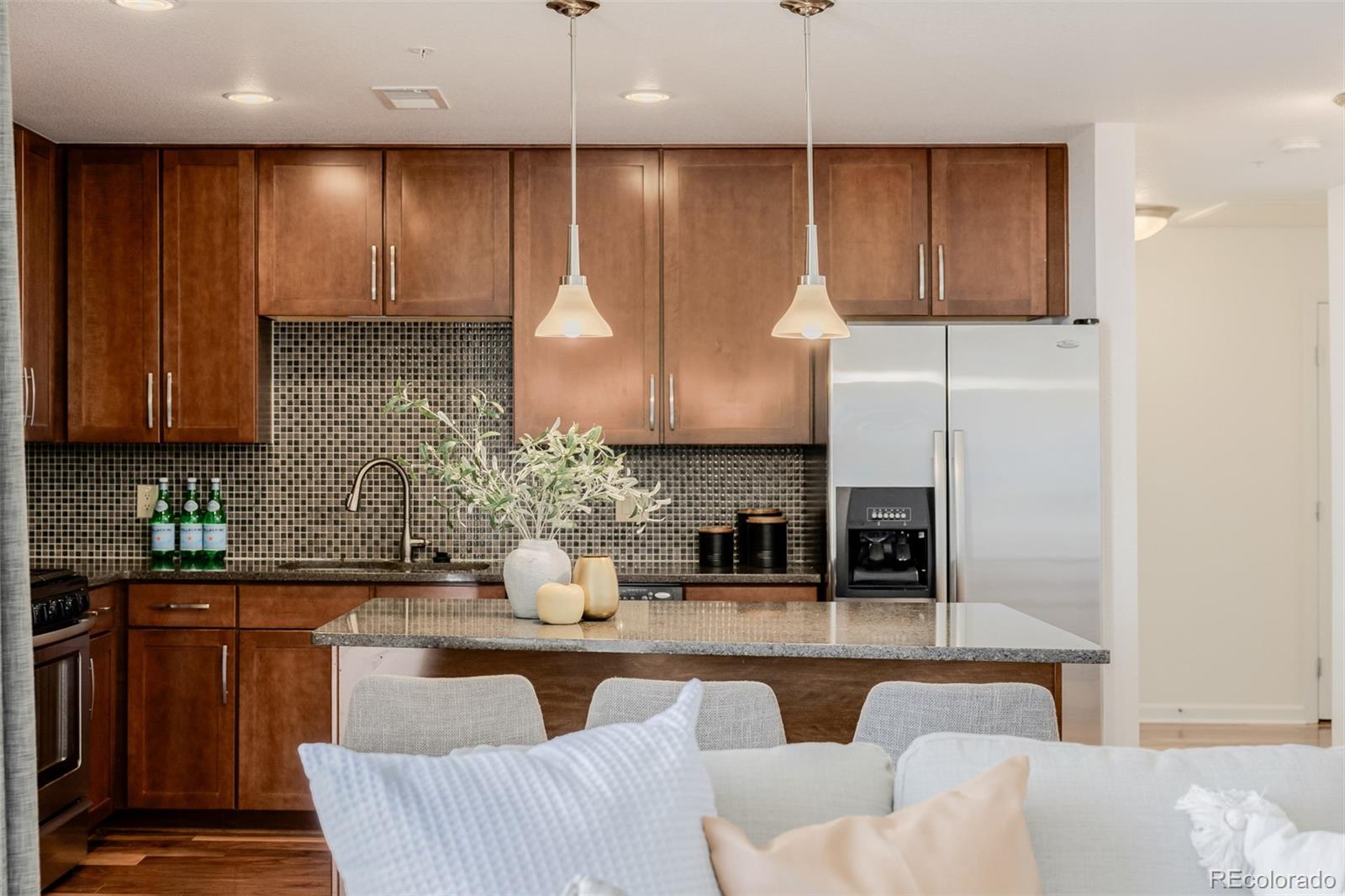 MLS Image #5 for 8165 e lowry boulevard 209,denver, Colorado