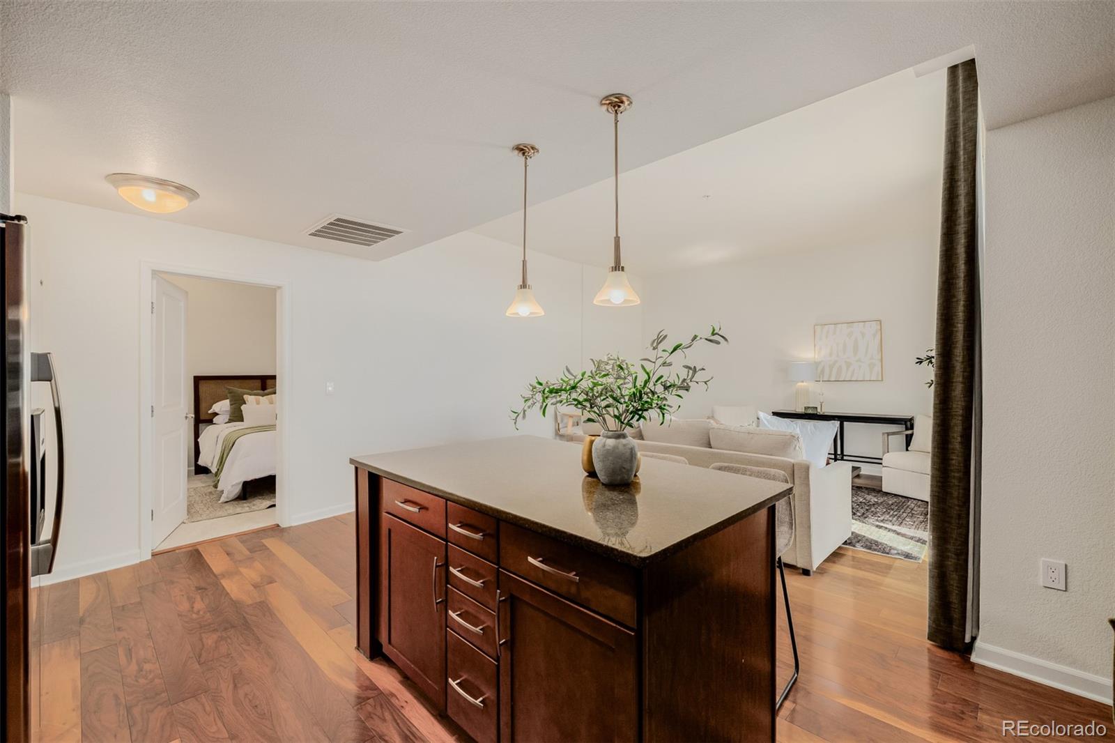 MLS Image #8 for 8165 e lowry boulevard 209,denver, Colorado