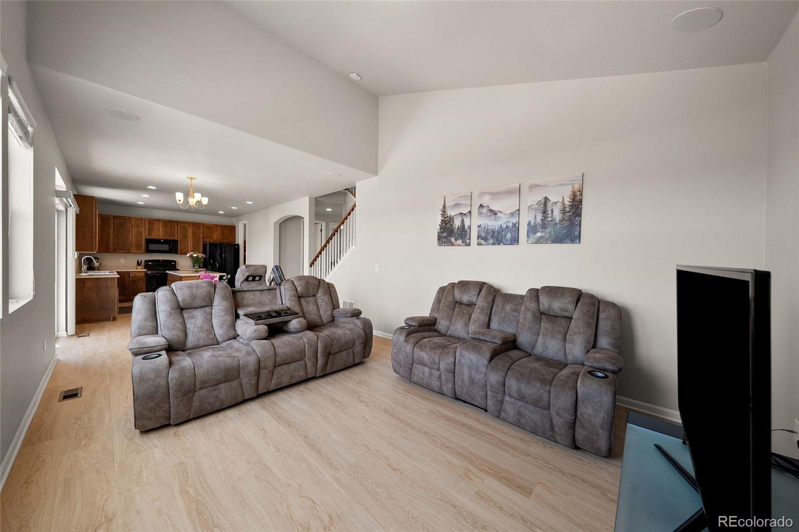 MLS Image #11 for 510  marquiss court,dacono, Colorado