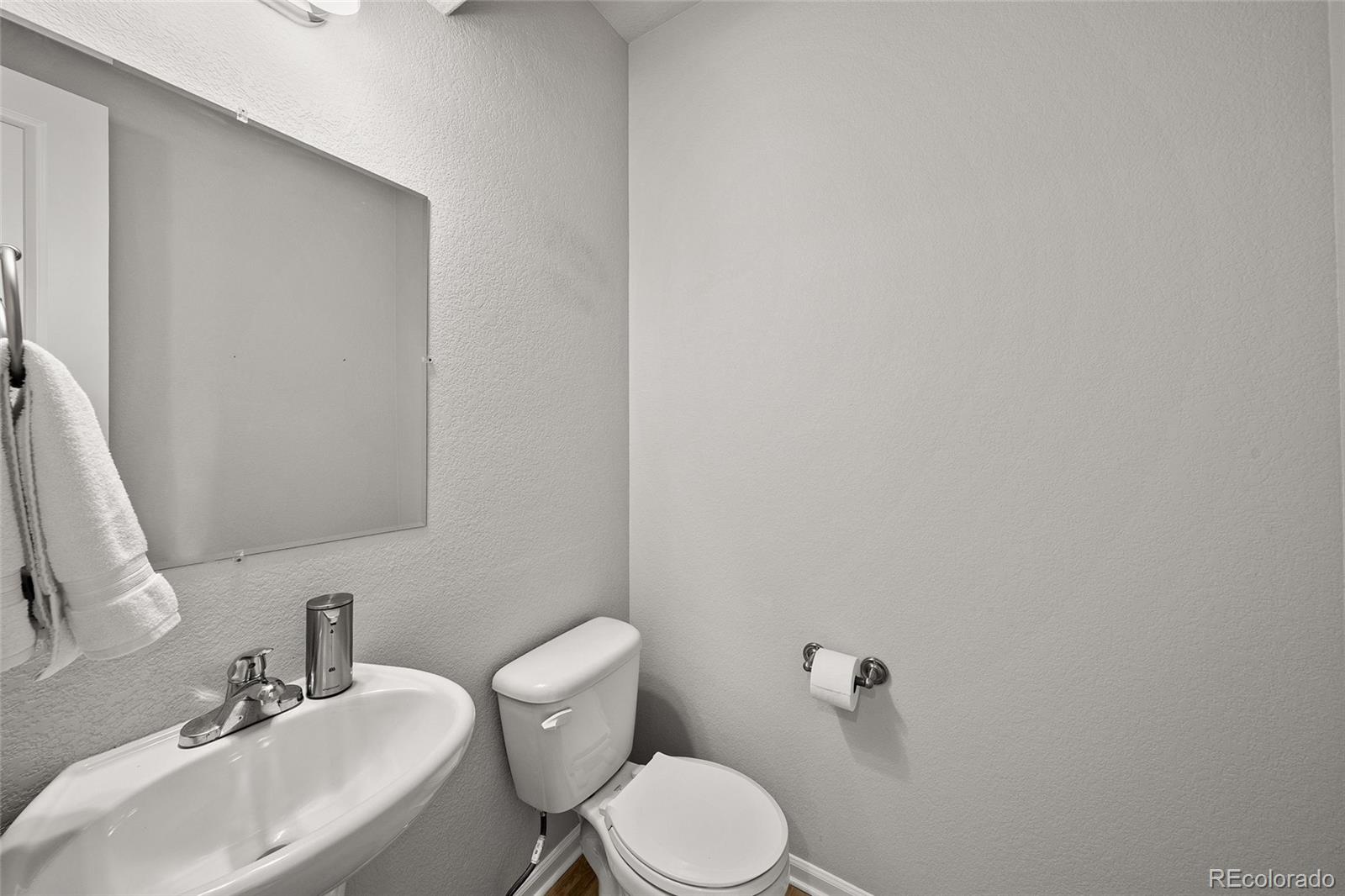 MLS Image #18 for 510  marquiss court,dacono, Colorado