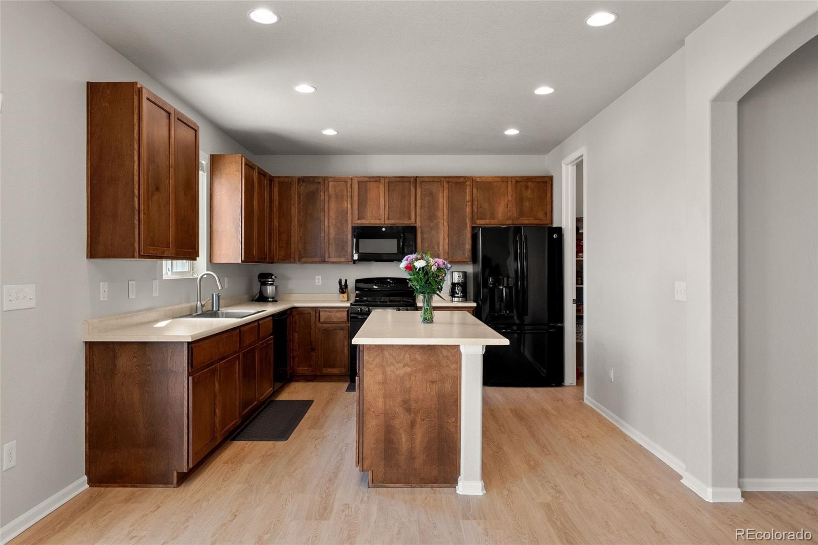 MLS Image #6 for 510  marquiss court,dacono, Colorado