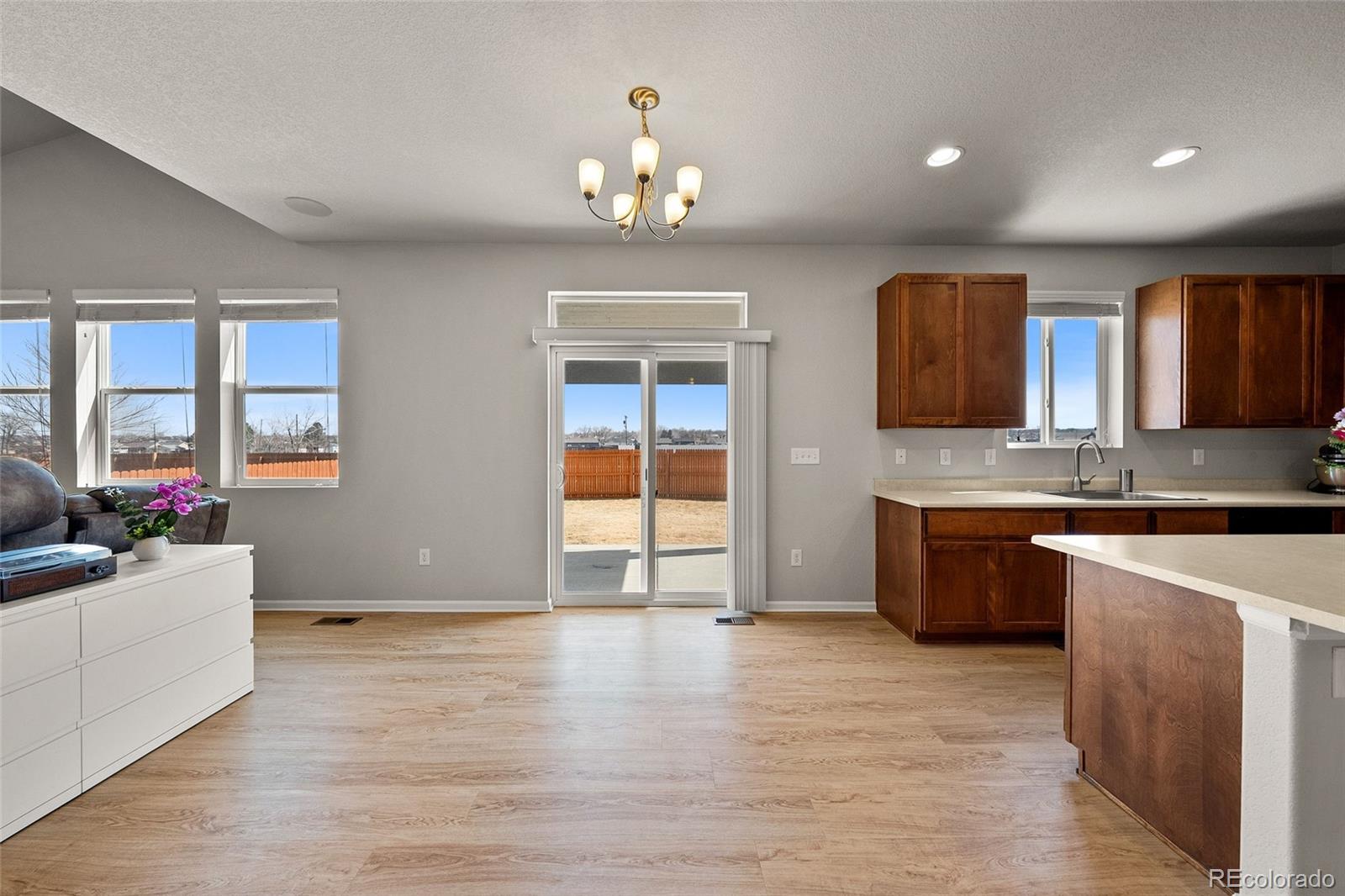 MLS Image #8 for 510  marquiss court,dacono, Colorado
