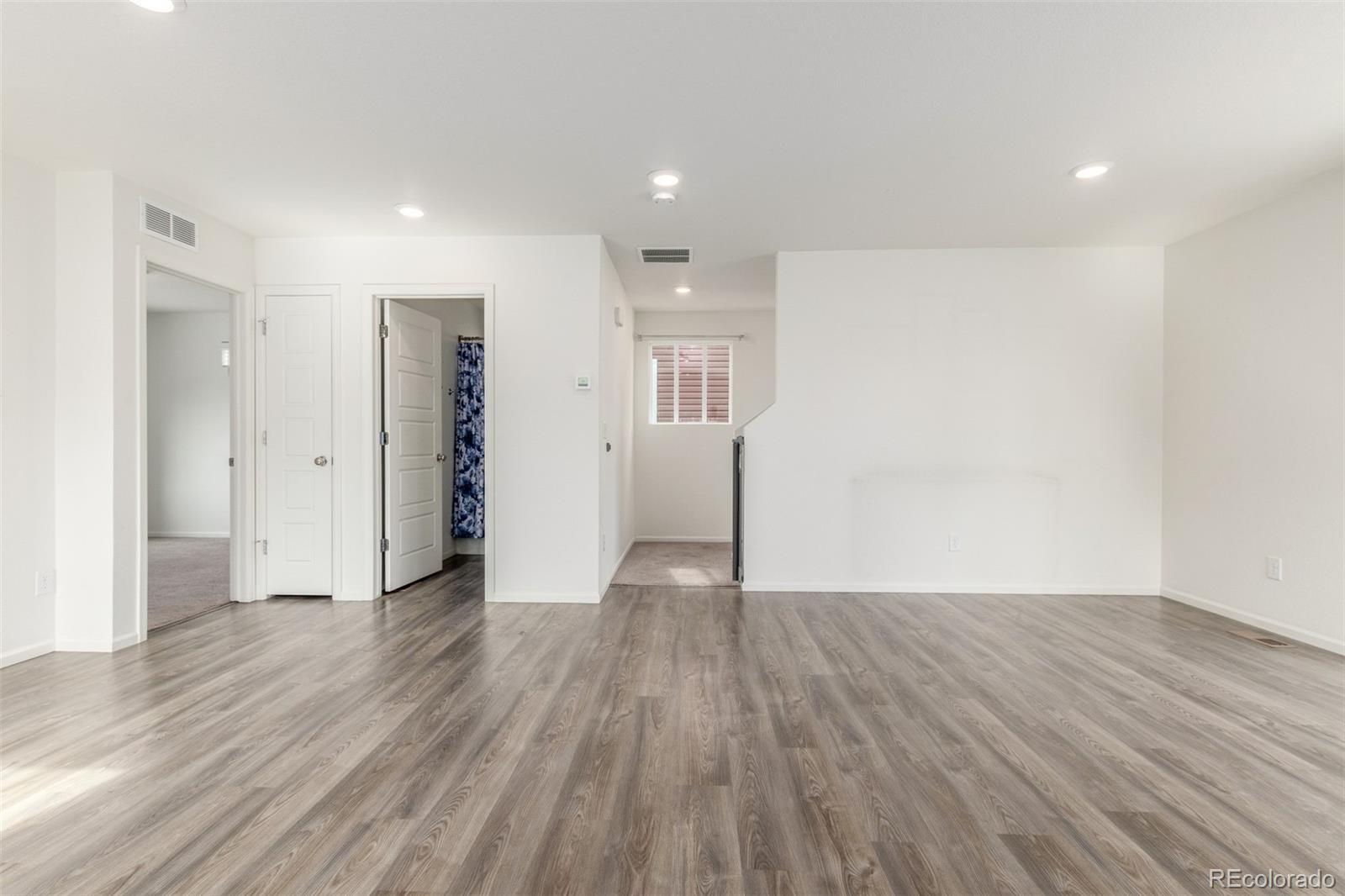 MLS Image #11 for 18667 e 54th place,denver, Colorado