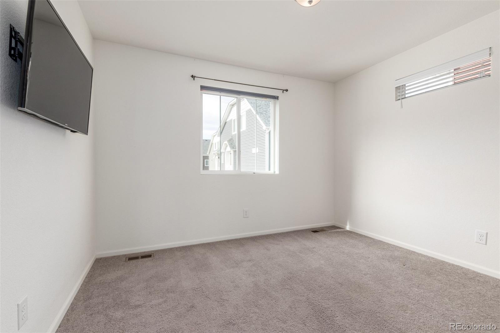 MLS Image #13 for 18667 e 54th place,denver, Colorado