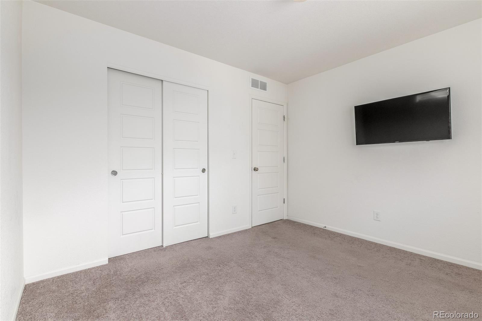 MLS Image #14 for 18667 e 54th place,denver, Colorado