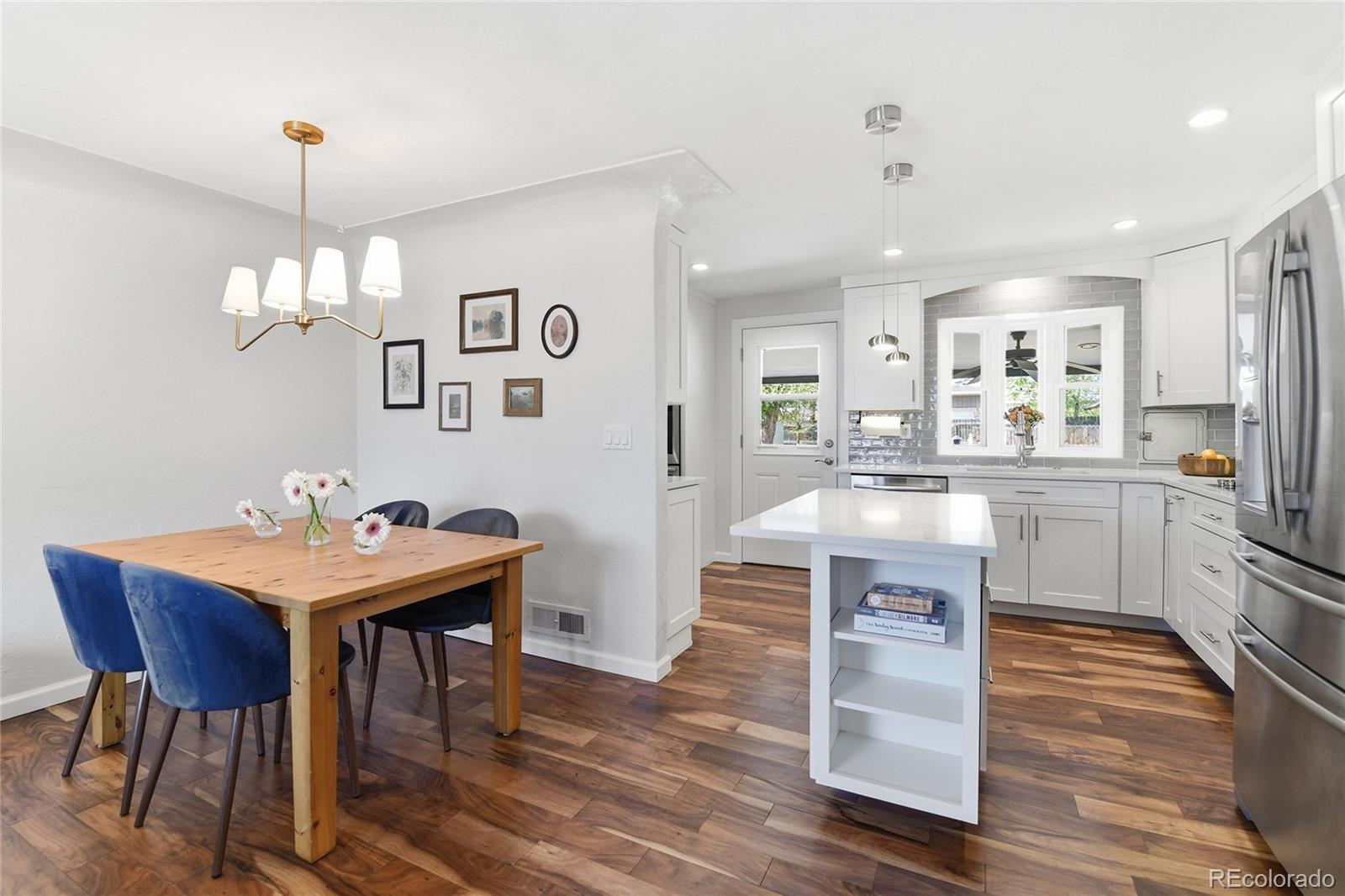 MLS Image #4 for 955 s dale court,denver, Colorado