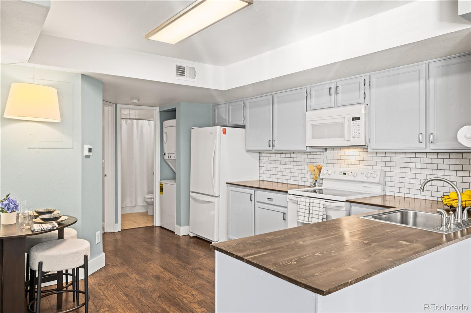 MLS Image #2 for 920 s dawson way 14,aurora, Colorado