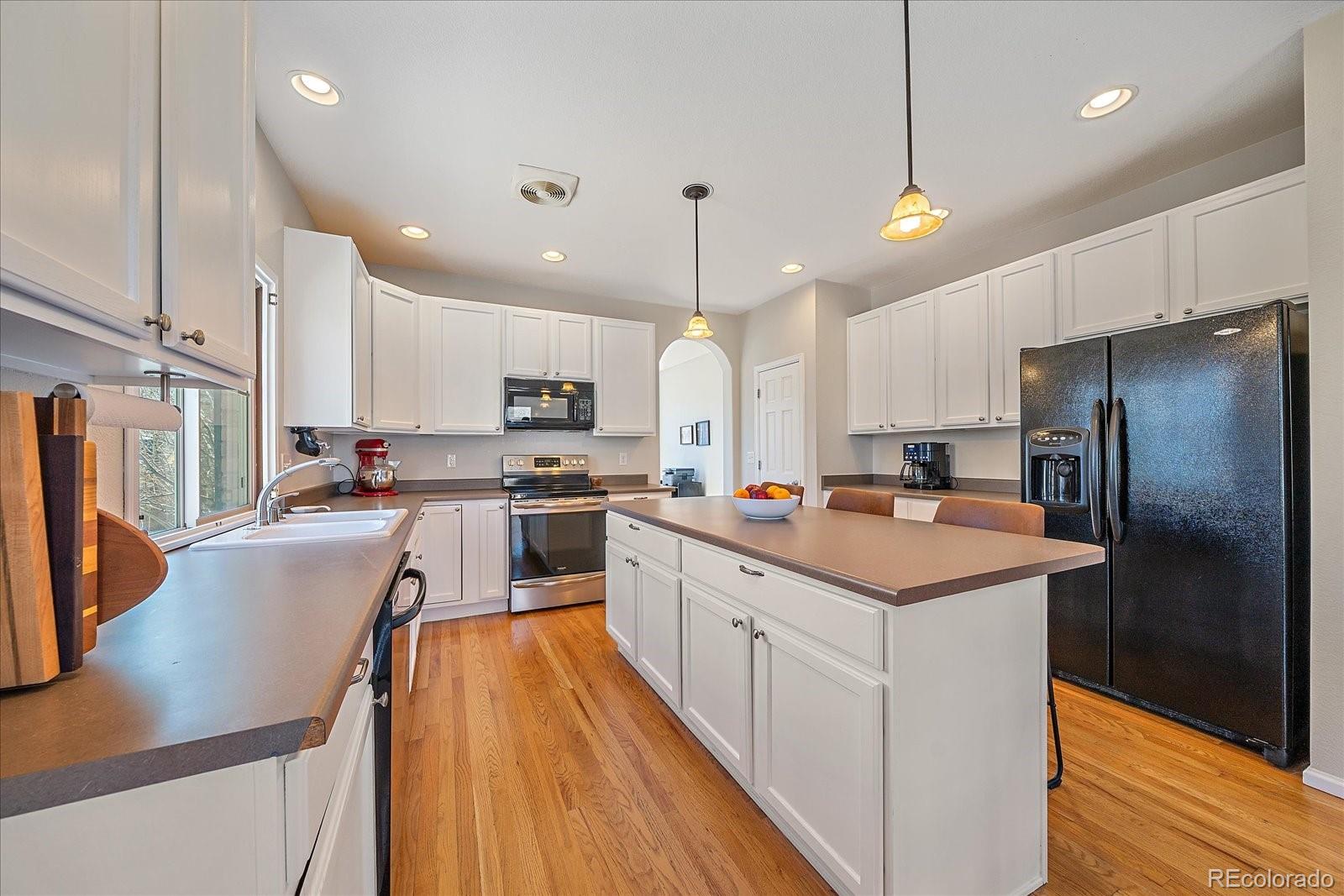 MLS Image #10 for 5364 s haleyville street,aurora, Colorado
