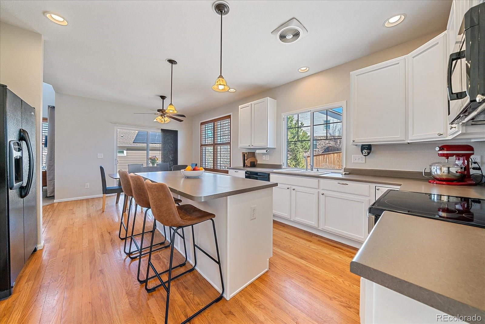 MLS Image #11 for 5364 s haleyville street,aurora, Colorado