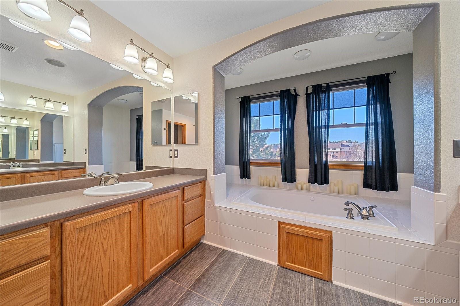 MLS Image #25 for 5364 s haleyville street,aurora, Colorado