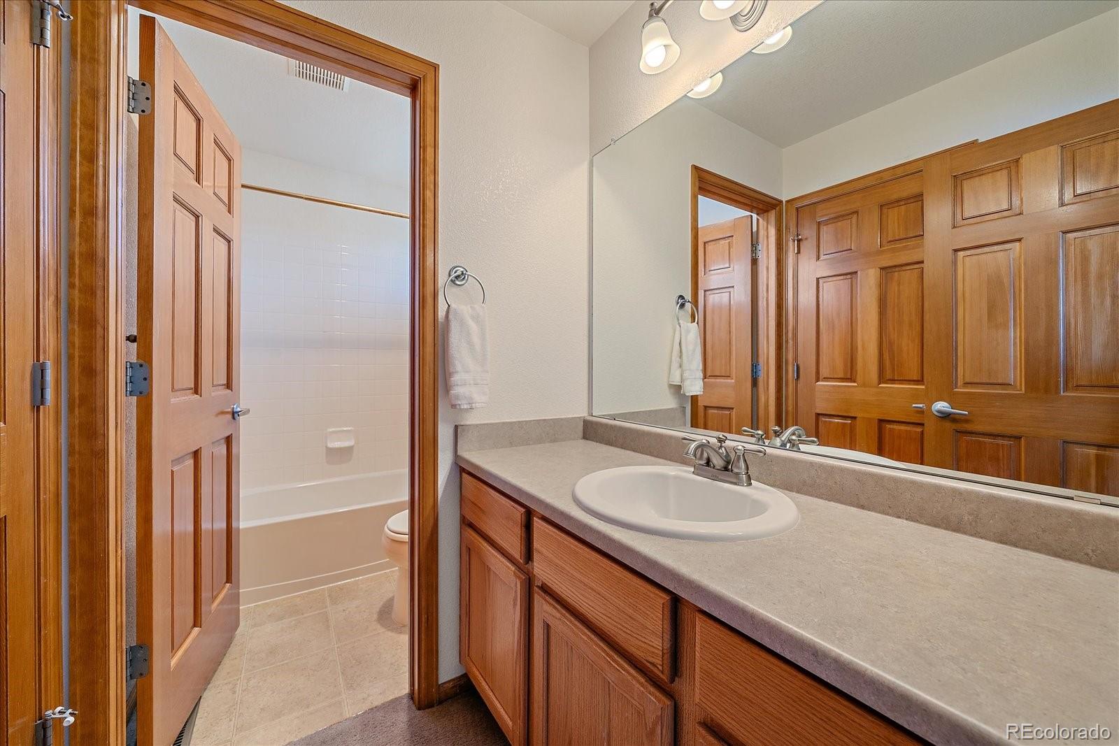 MLS Image #30 for 5364 s haleyville street,aurora, Colorado