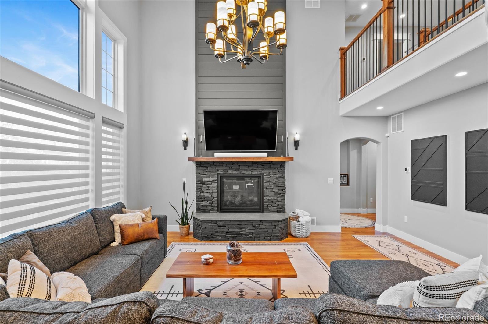 MLS Image #14 for 946 s fulton street,denver, Colorado