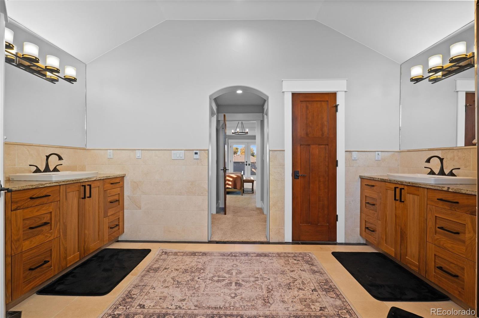 MLS Image #22 for 946 s fulton street,denver, Colorado