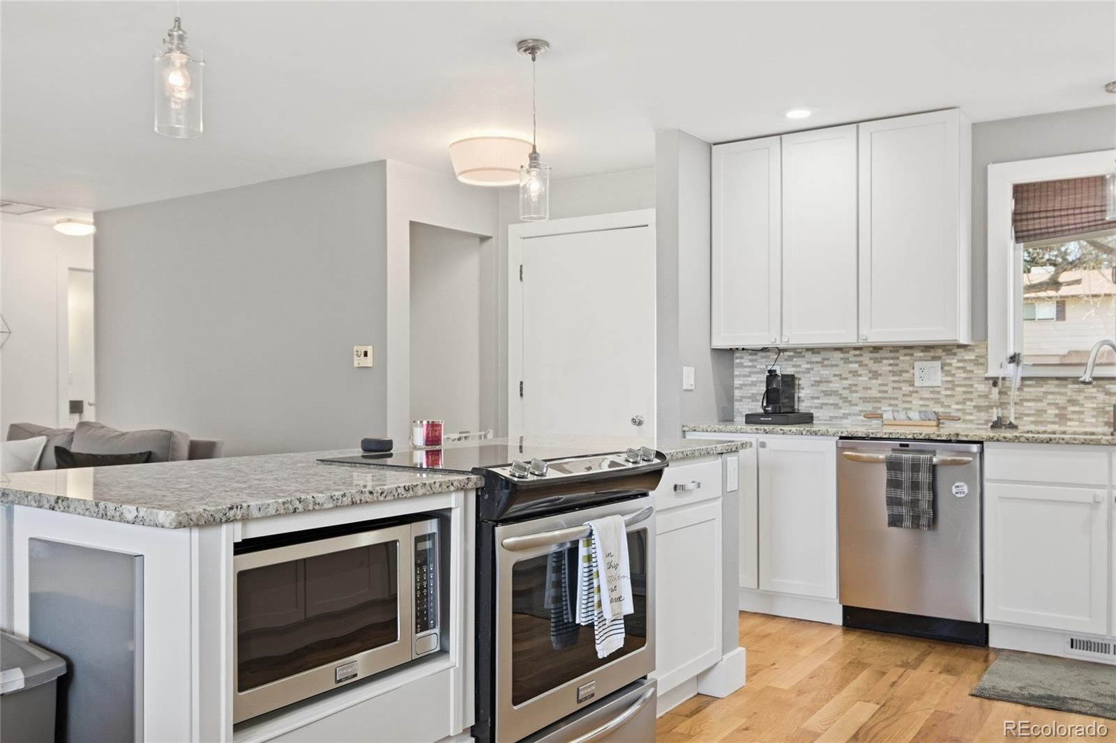MLS Image #9 for 2720 s reed street,denver, Colorado