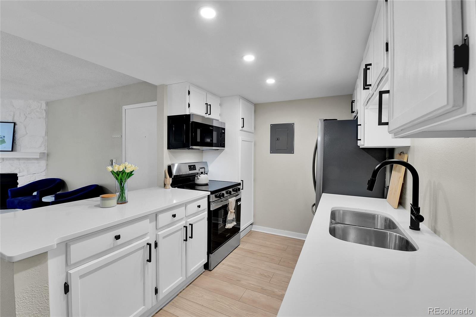 MLS Image #7 for 906 s walden street 104,aurora, Colorado