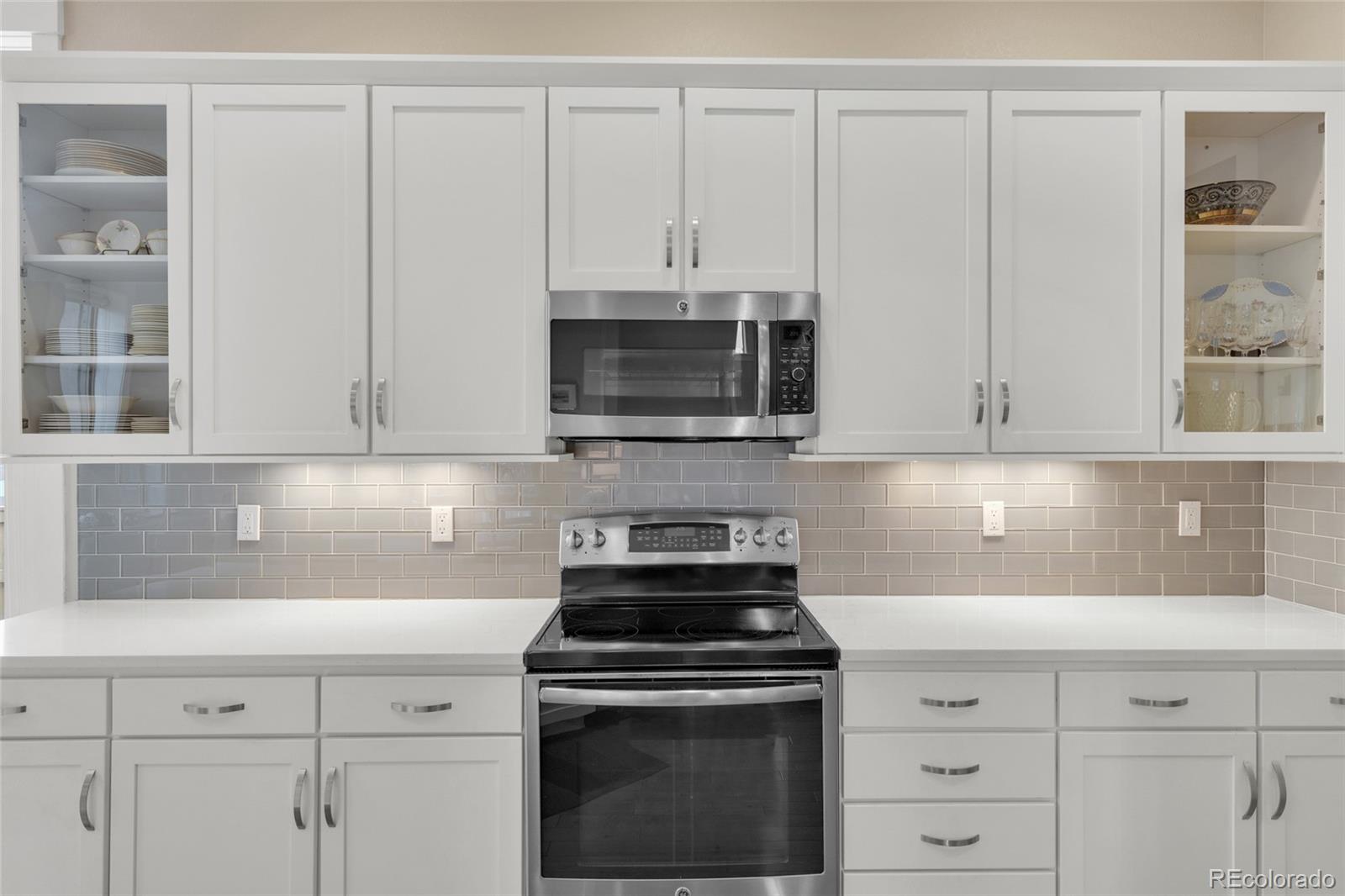MLS Image #13 for 4987  akron street,denver, Colorado