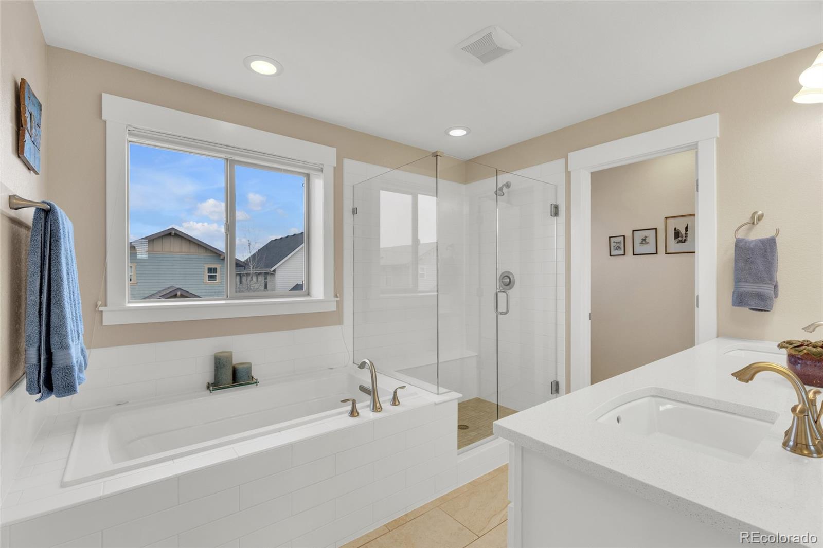 MLS Image #24 for 4987  akron street,denver, Colorado