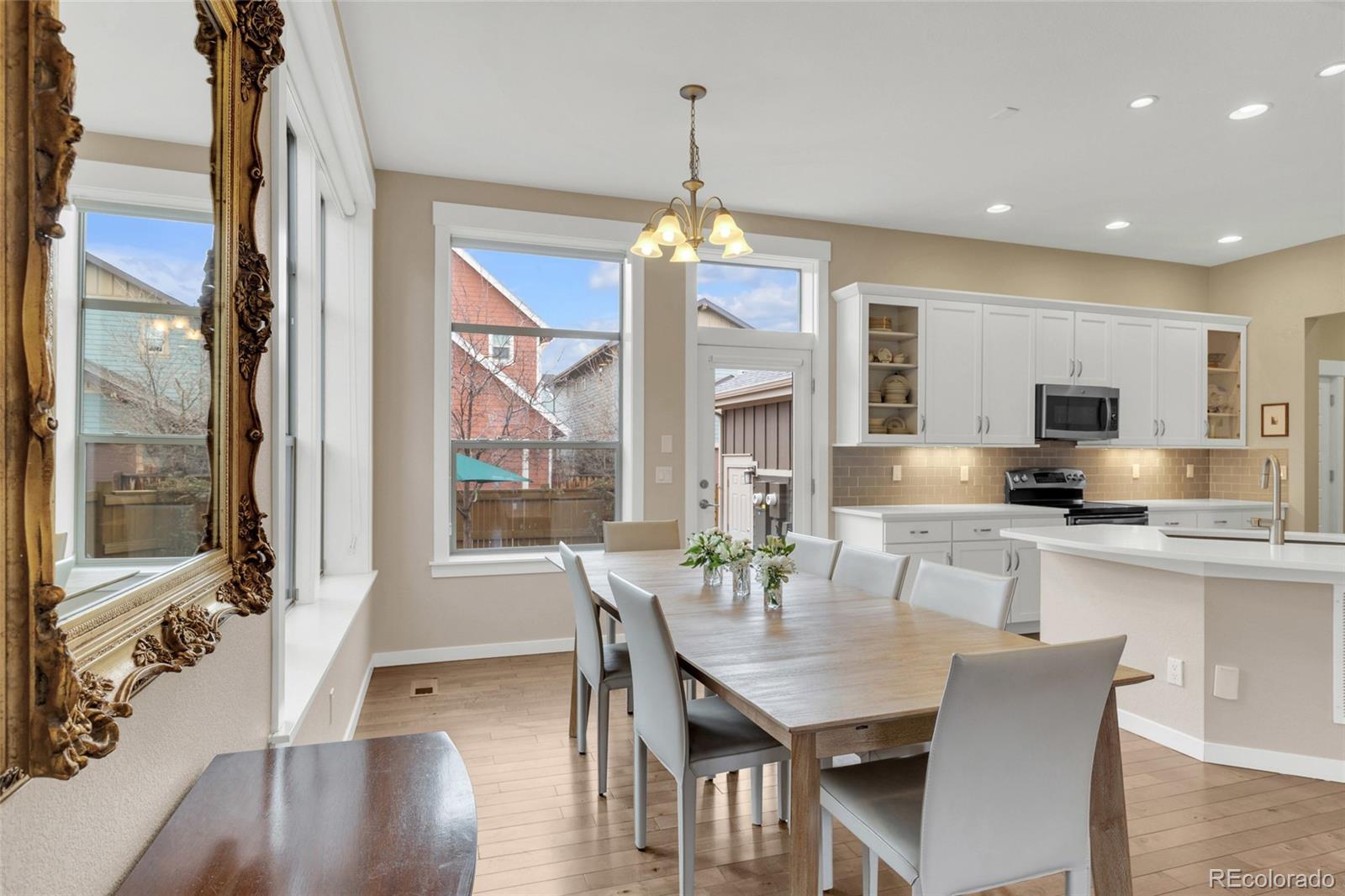 MLS Image #8 for 4987  akron street,denver, Colorado