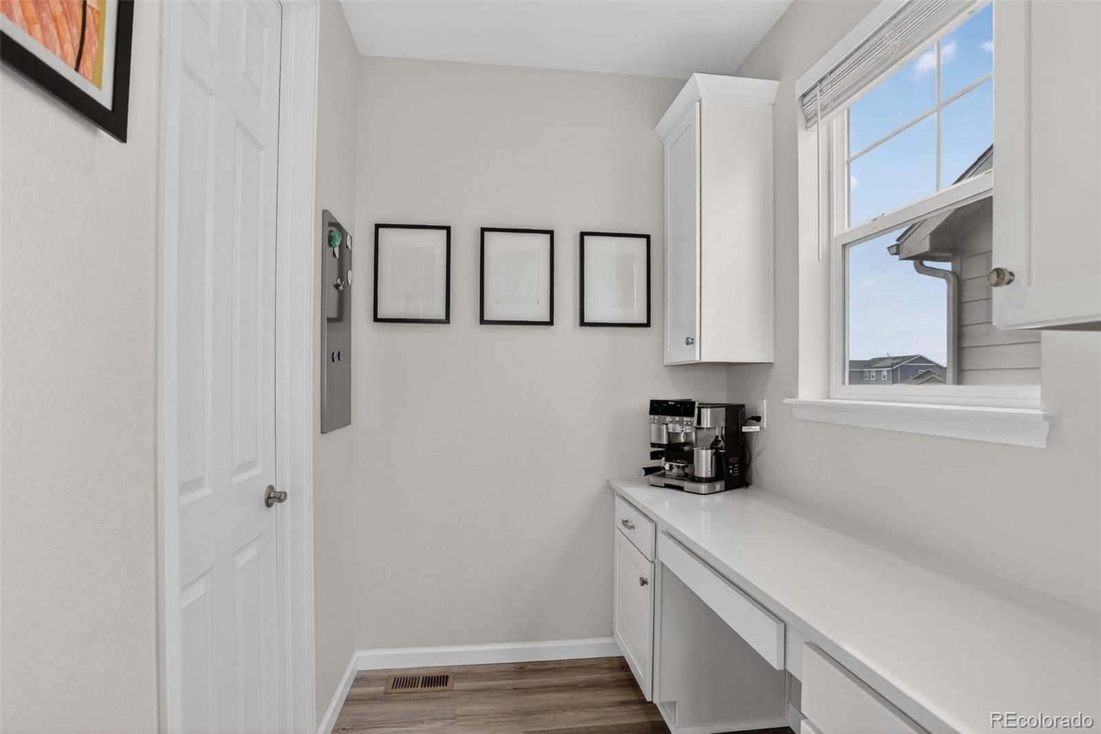 MLS Image #13 for 166 s waterloo street,aurora, Colorado