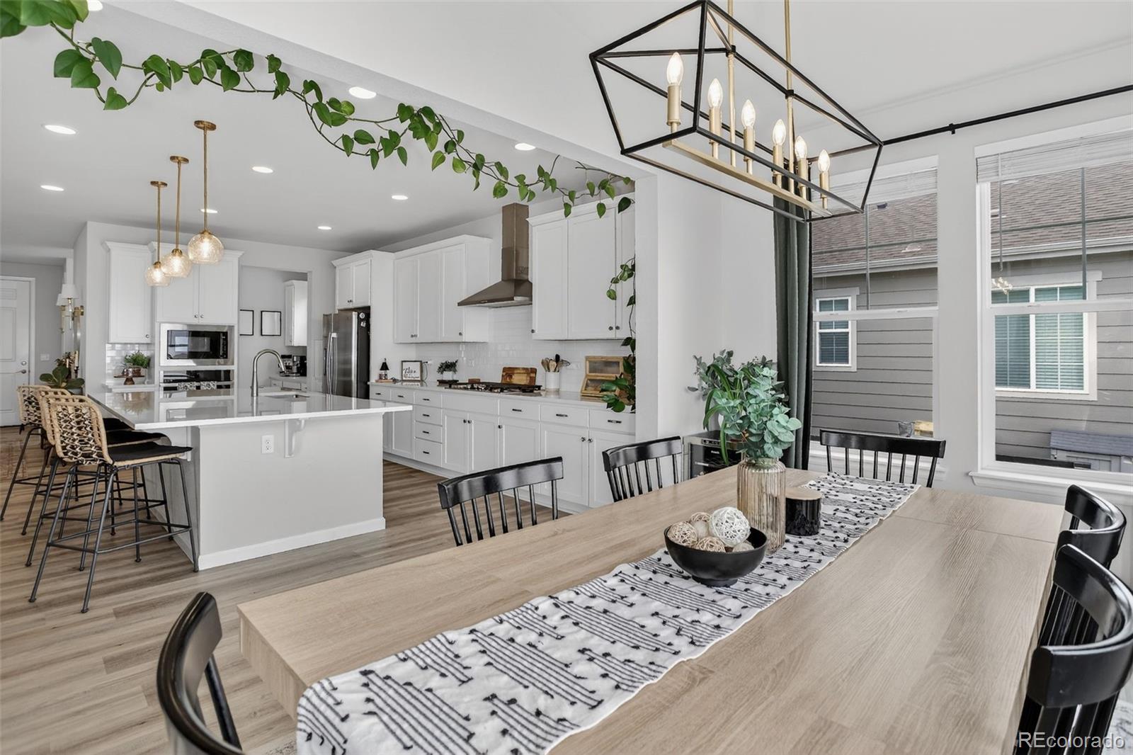 MLS Image #17 for 166 s waterloo street,aurora, Colorado