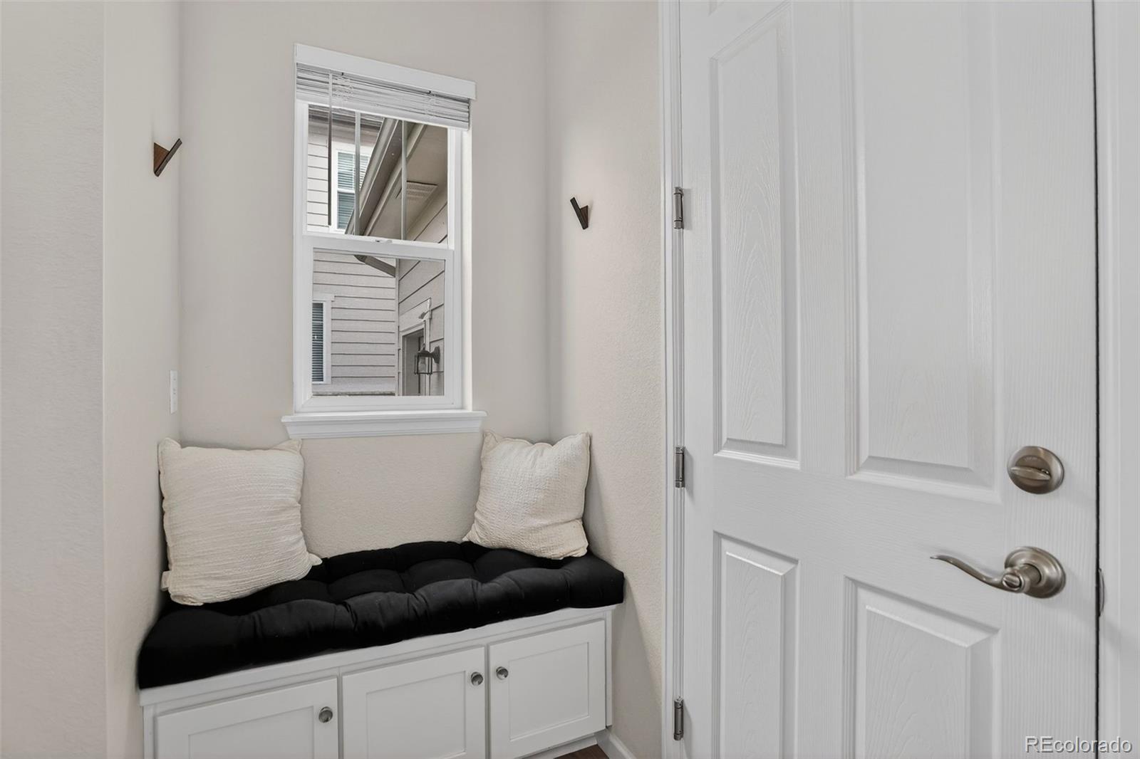 MLS Image #22 for 166 s waterloo street,aurora, Colorado