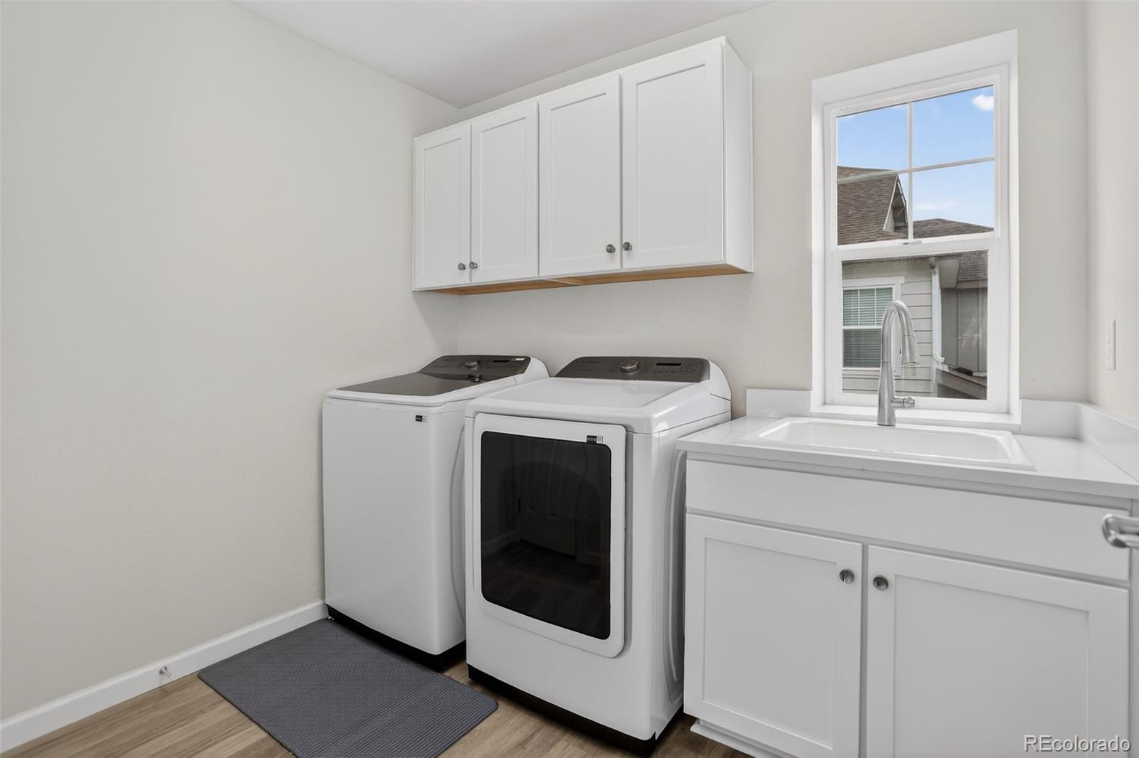MLS Image #37 for 166 s waterloo street,aurora, Colorado