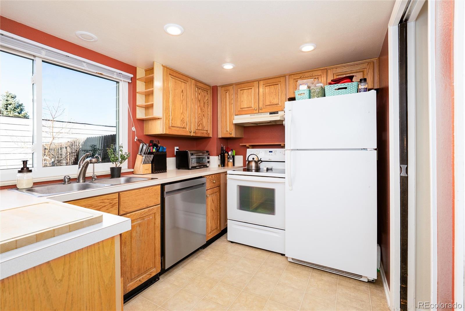 MLS Image #11 for 1233 s troy street,aurora, Colorado