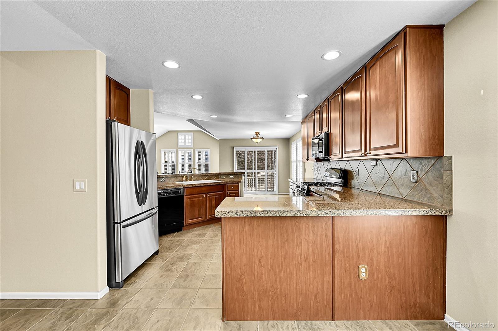 MLS Image #11 for 22422 e alder drive,aurora, Colorado