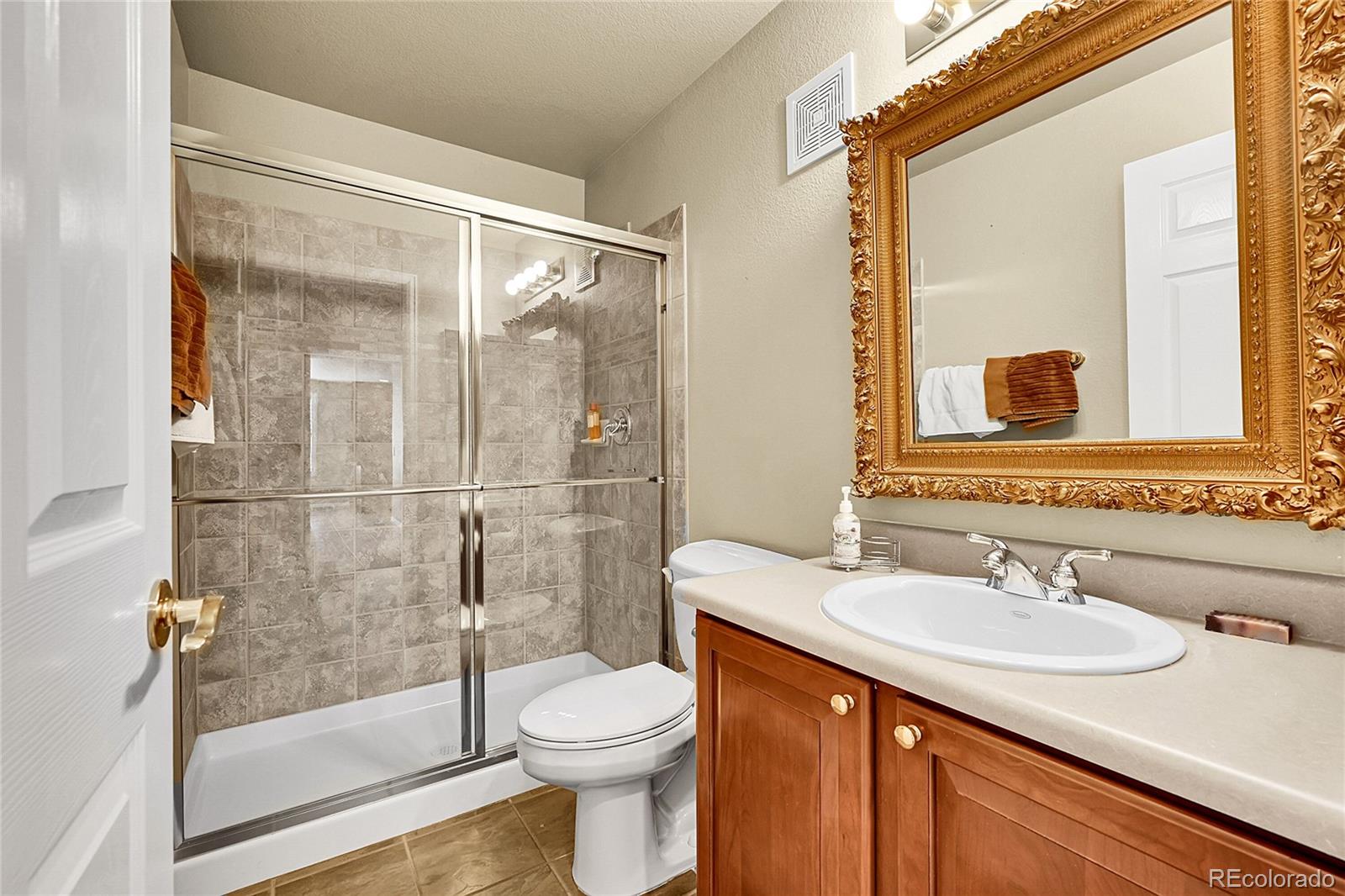 MLS Image #5 for 22422 e alder drive,aurora, Colorado