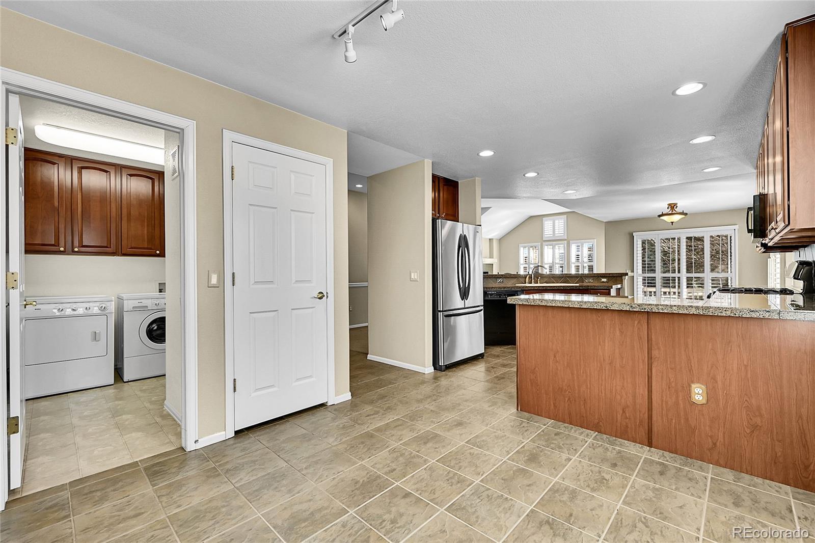 MLS Image #9 for 22422 e alder drive,aurora, Colorado