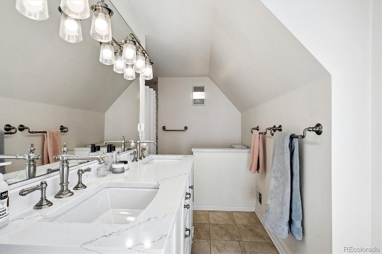 MLS Image #32 for 625  jersey street,denver, Colorado