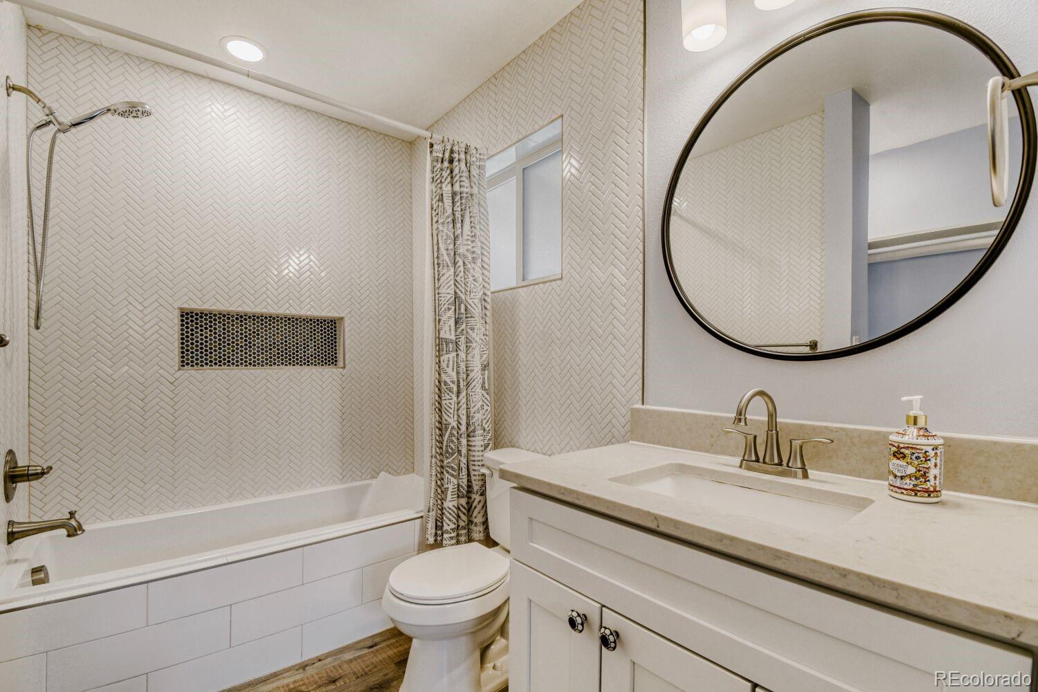 MLS Image #13 for 3575  ivanhoe street,denver, Colorado