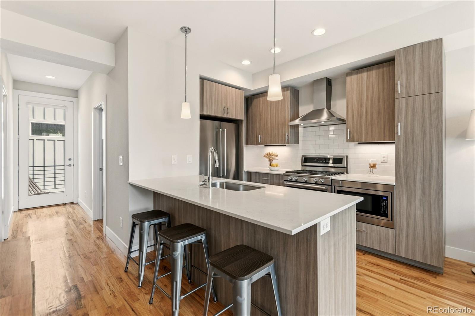 MLS Image #7 for 1460  wolff street,denver, Colorado