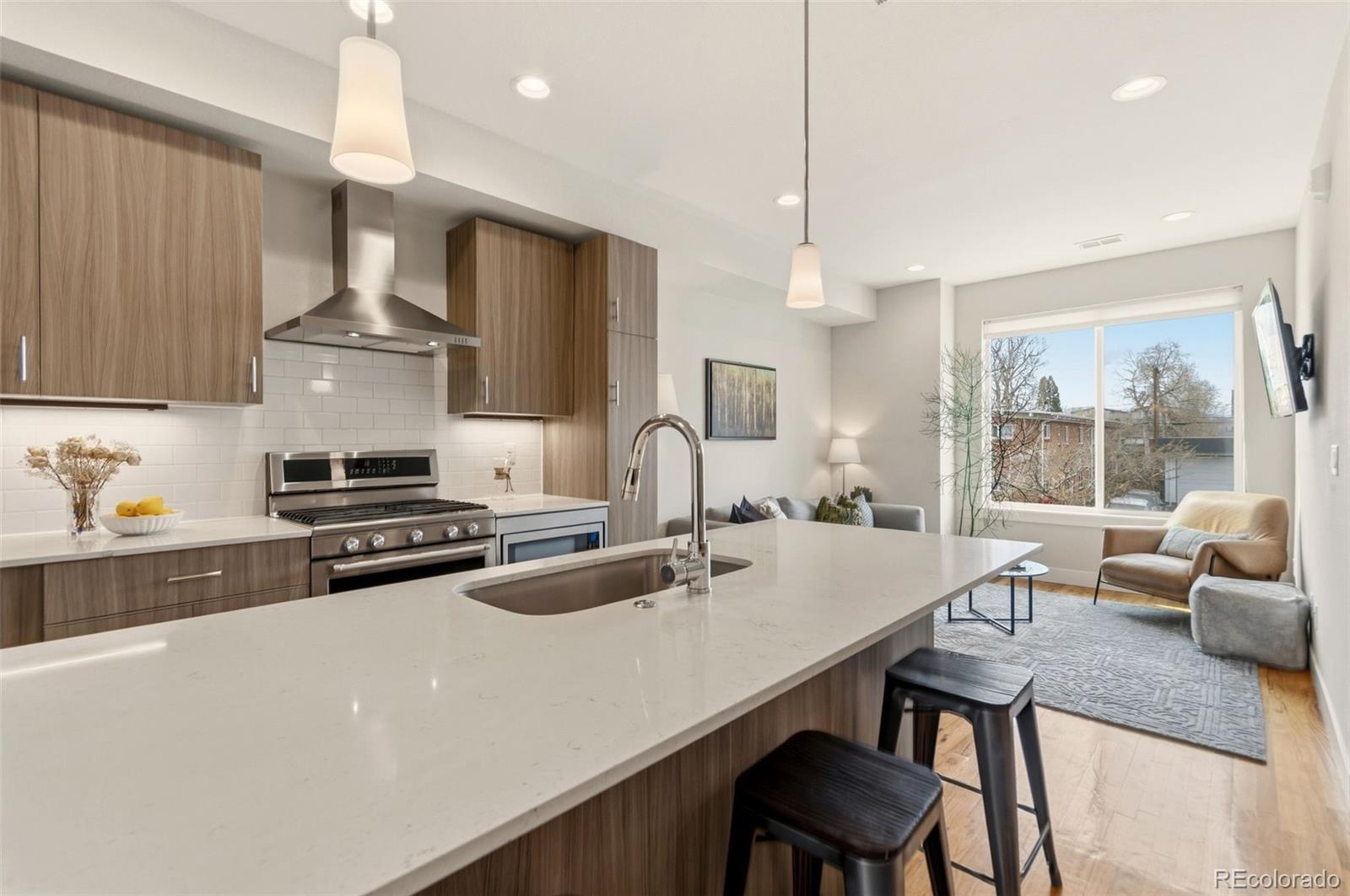 MLS Image #8 for 1460  wolff street,denver, Colorado