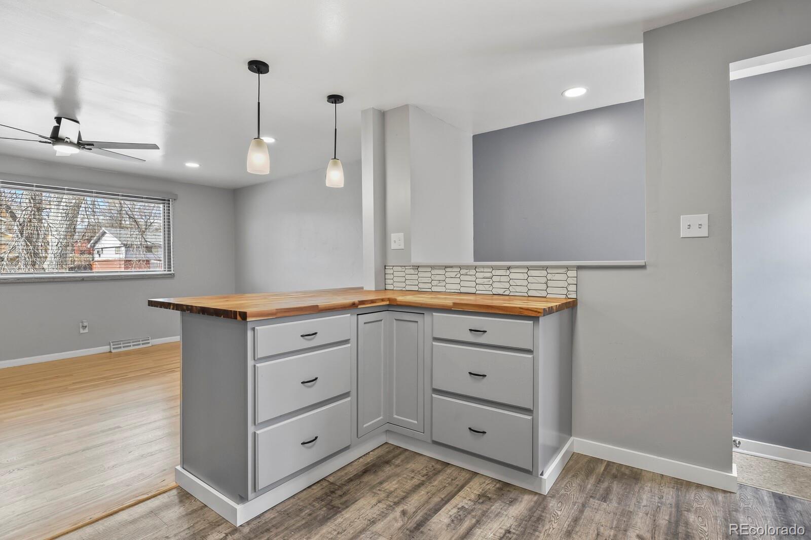 MLS Image #12 for 822  wolff street,denver, Colorado