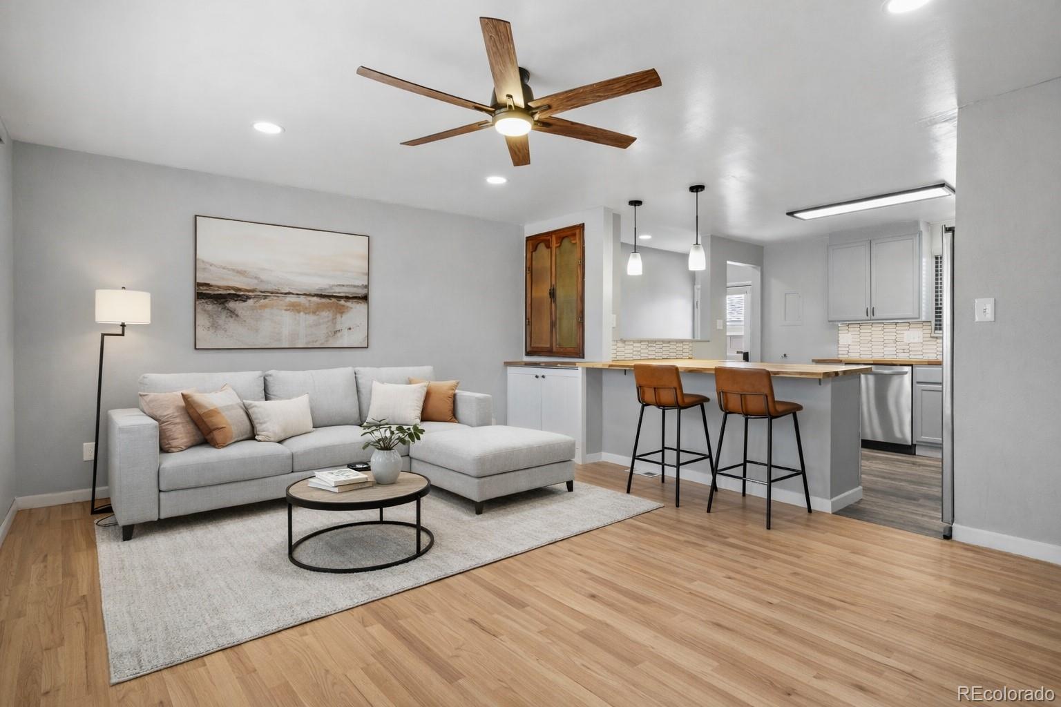 MLS Image #3 for 822  wolff street,denver, Colorado