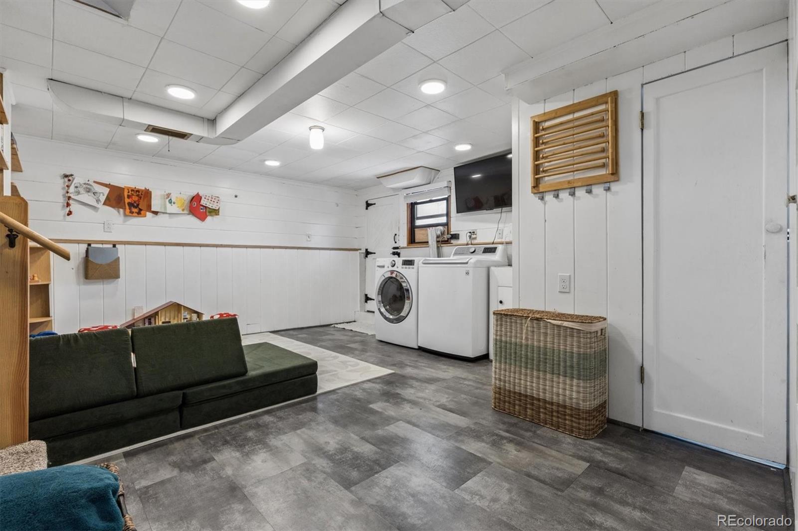 MLS Image #15 for 4640 s cherokee street,englewood, Colorado