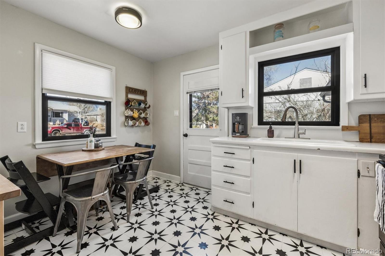 MLS Image #4 for 4640 s cherokee street,englewood, Colorado