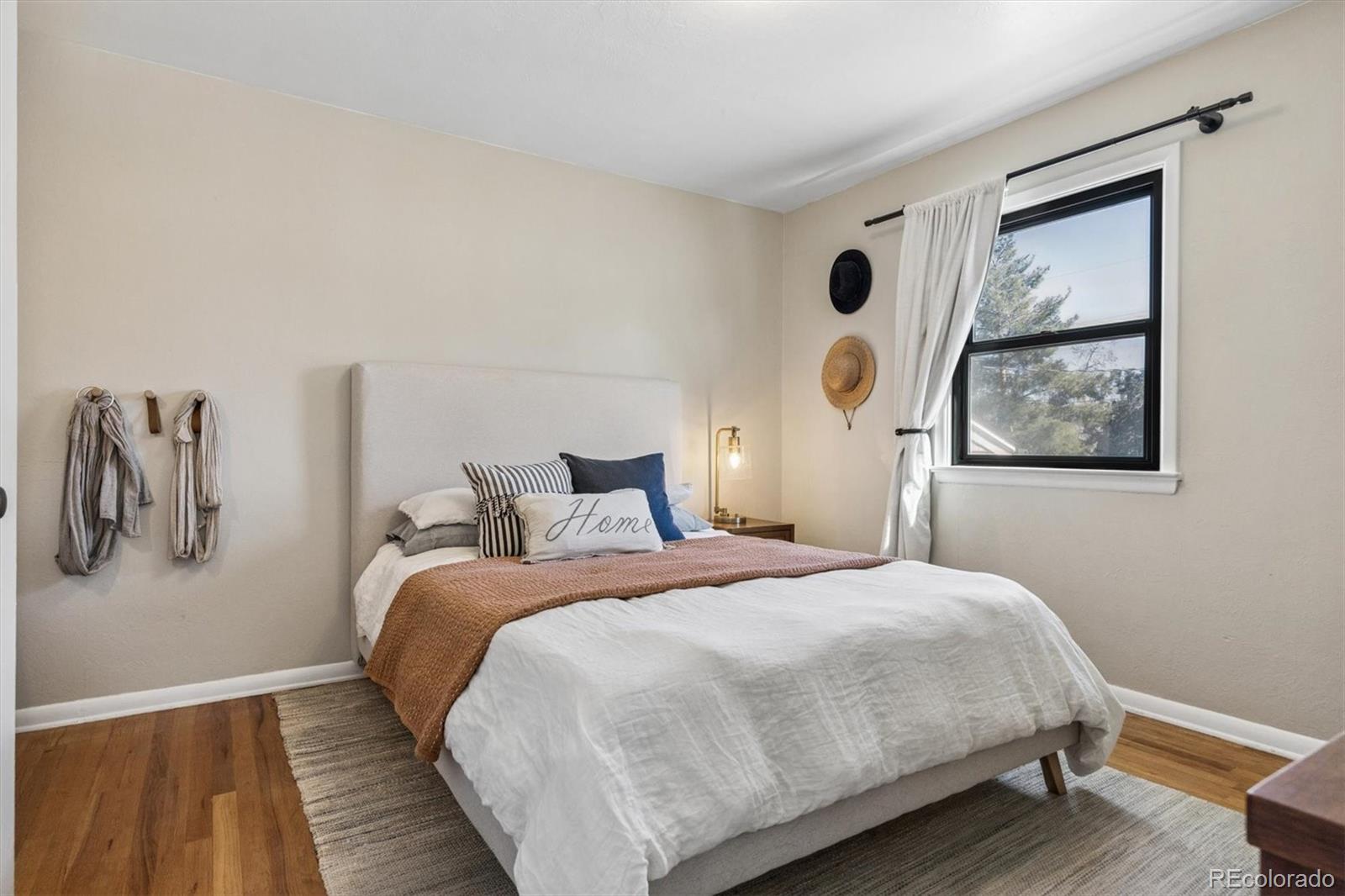 MLS Image #9 for 4640 s cherokee street,englewood, Colorado