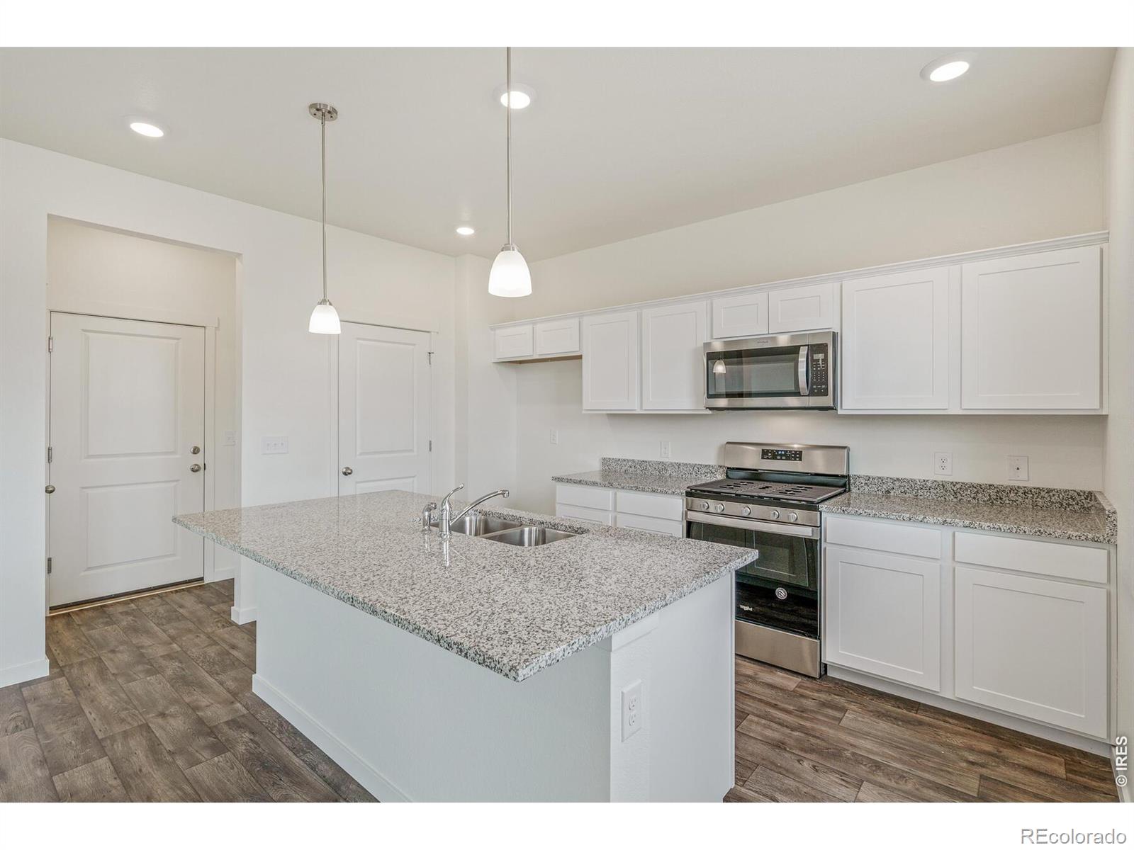 MLS Image #13 for 13927  garnet drive,mead, Colorado