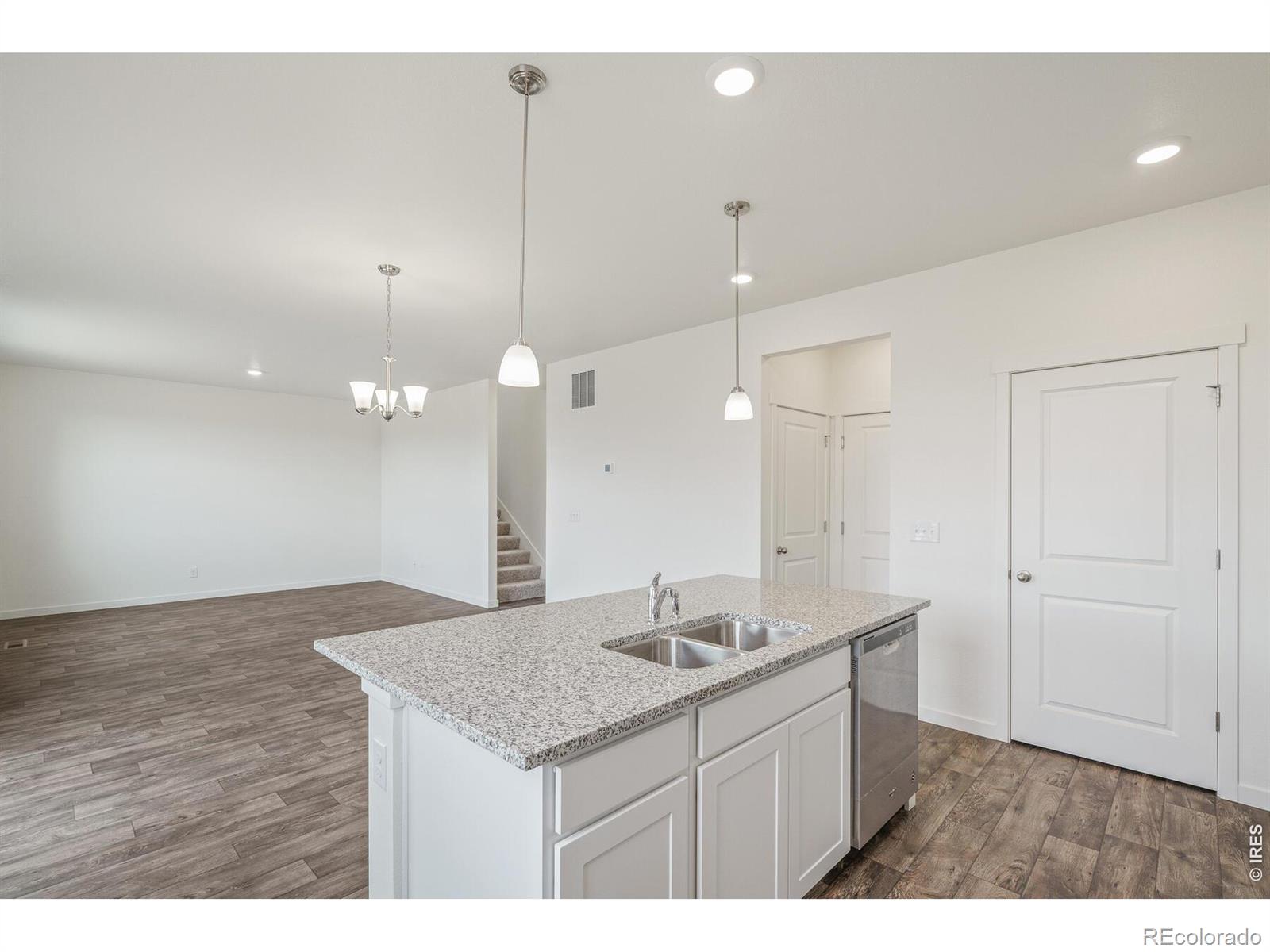 MLS Image #16 for 13927  garnet drive,mead, Colorado