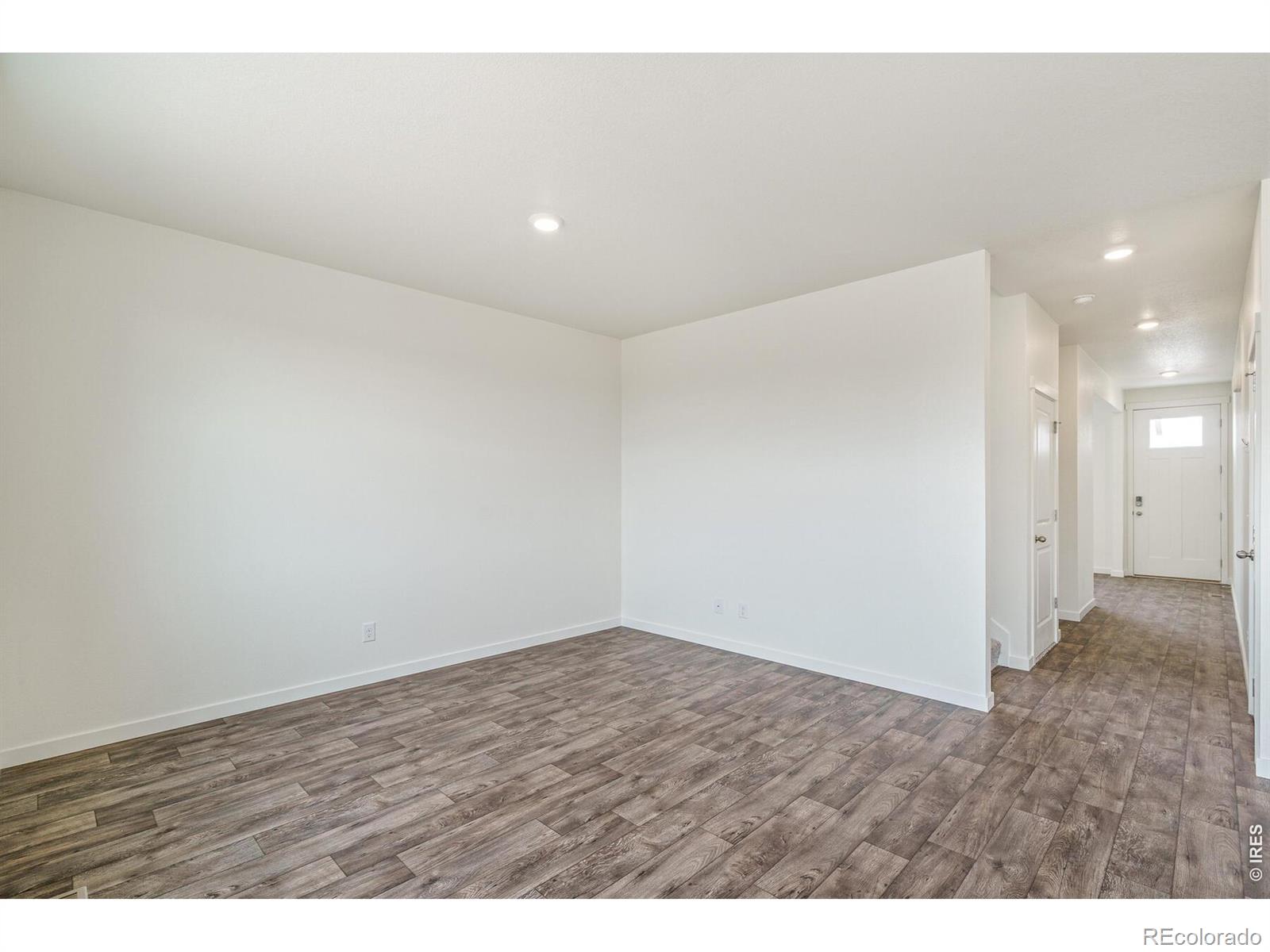 MLS Image #7 for 13927  garnet drive,mead, Colorado