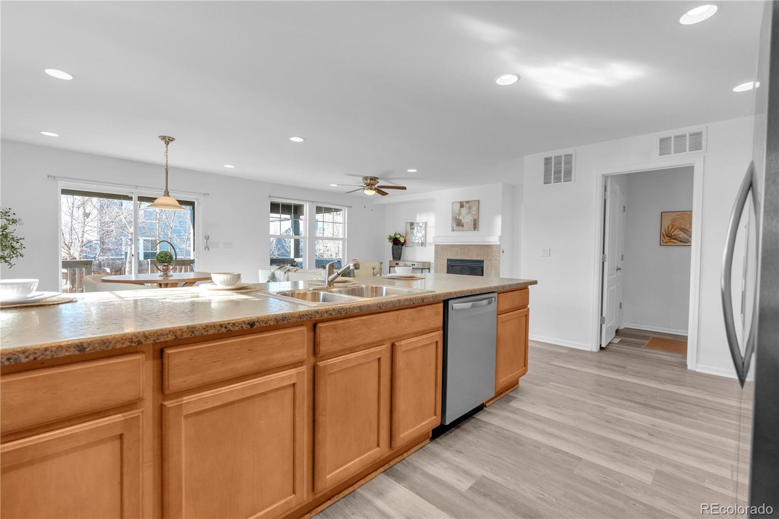 MLS Image #12 for 25149 e lake place,aurora, Colorado
