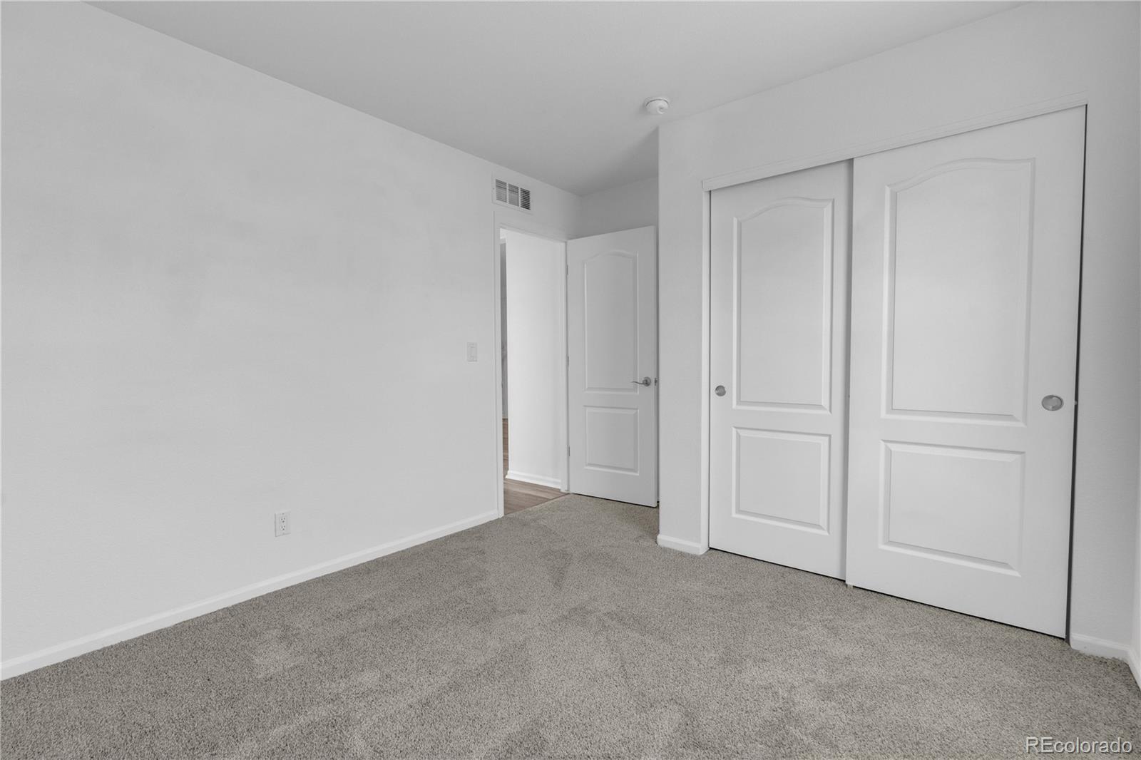 MLS Image #17 for 25149 e lake place,aurora, Colorado