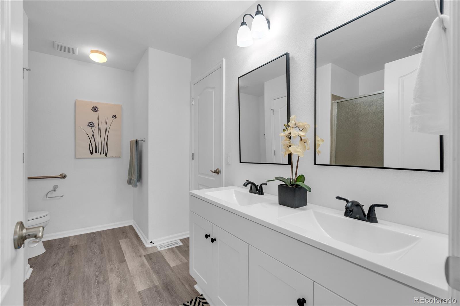 MLS Image #26 for 25149 e lake place,aurora, Colorado