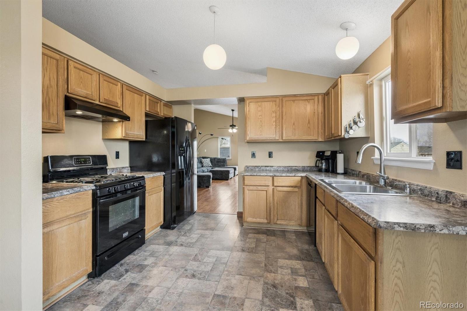 MLS Image #5 for 5375 e 128th drive,thornton, Colorado