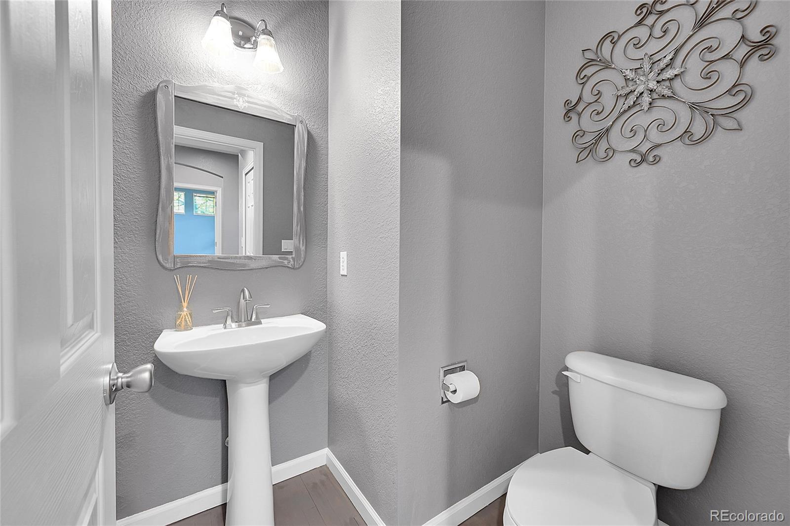 MLS Image #19 for 20532 e lake circle,centennial, Colorado