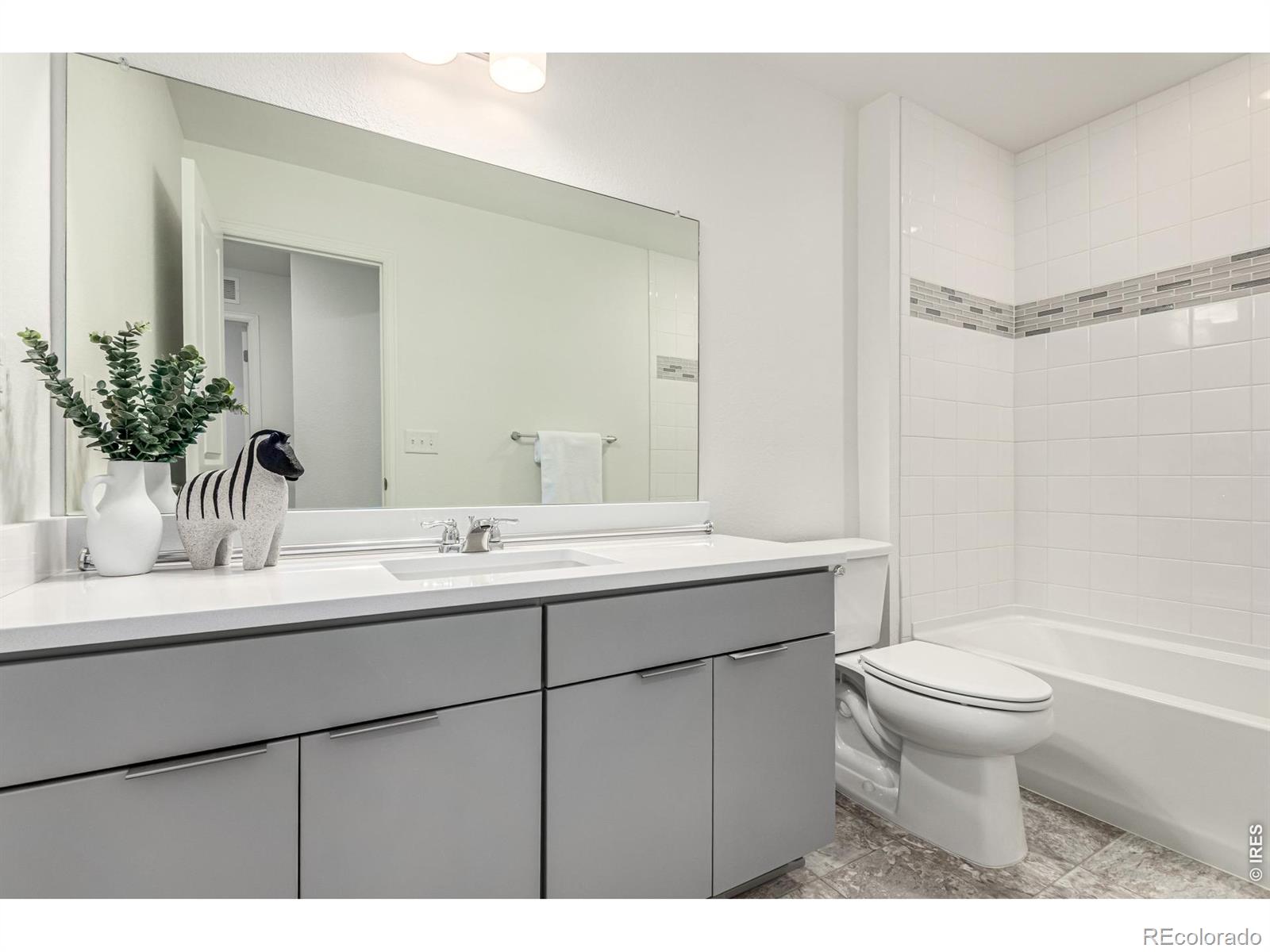 MLS Image #28 for 2470  winding drive,longmont, Colorado