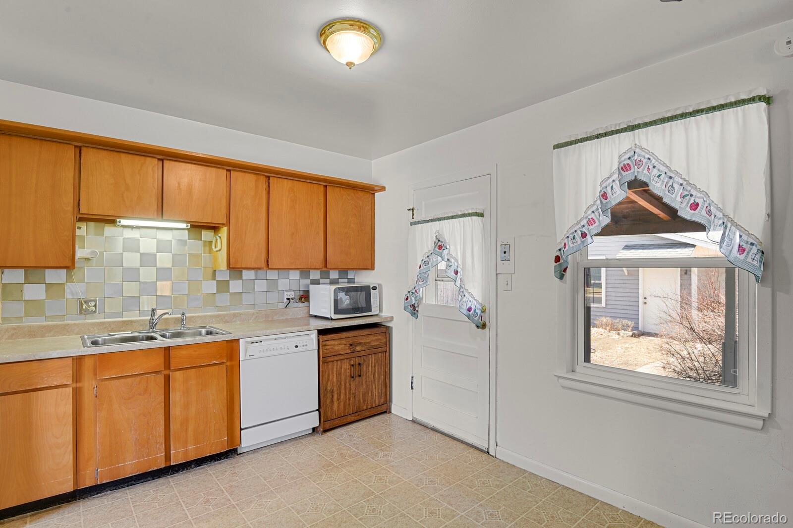 MLS Image #4 for 1309 s xavier street,denver, Colorado